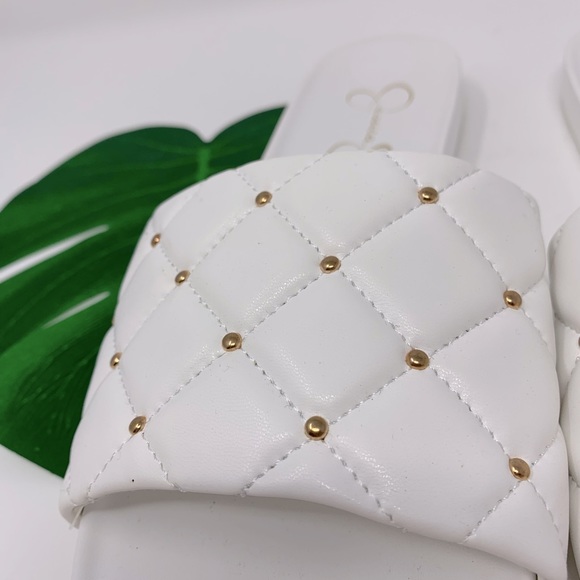 NWOT Jessica Simpson Studded Slide Sandal - Picture 6 of 9